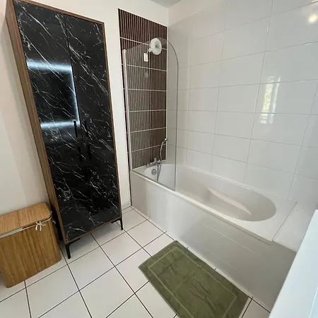 Appartamento Cosy 2 Pièces Proche Centre-ville La Rochelle (Charente-Maritime)